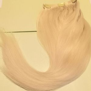 BELLAMI Silk Seam Clip In Hair Extensions 24"